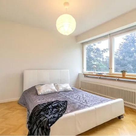 Lejlighed Rh 90 M2 And Free Parking Only 3 Min With A Car From The Airport *