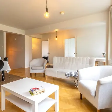 Apartment Rh 90 M2 Only 3 Min From The Airport Vantaa