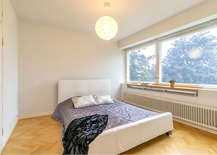 Апартаменты Rh 90 M2 And Free Parking Only 3 Min With A Car From The Airport *